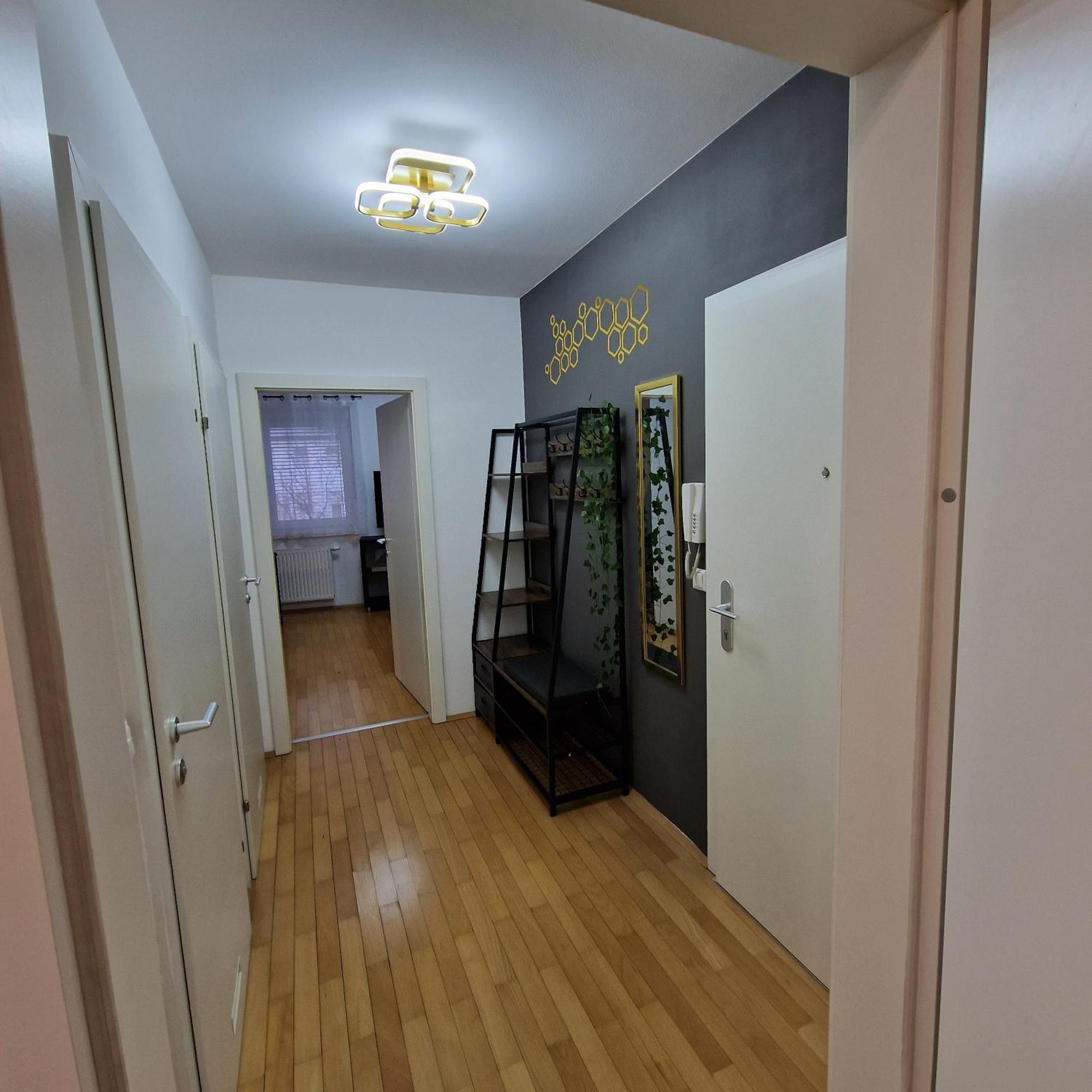Grazer City Residence & Free Parking ภายนอก รูปภาพ